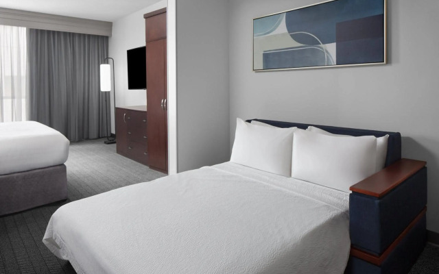 Courtyard by Marriott Cleveland University Circle