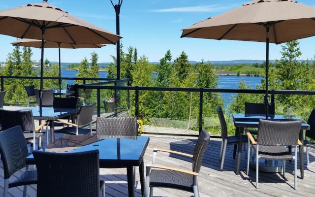 Manitoulin Hotel and Conference Centre