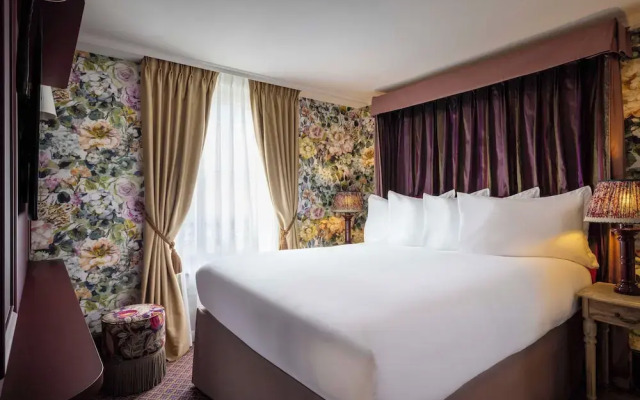 Une Autre Chambre