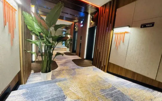 Jingxu Design Hotel (Beijing Chang'an Avenue Shang'an Metro Station Branch)