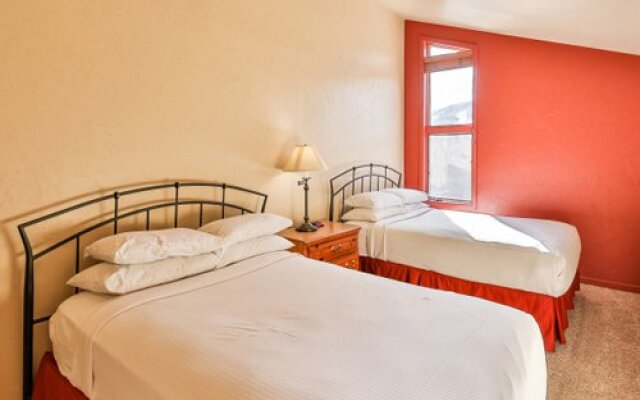 The Mountainside at SilverCreek