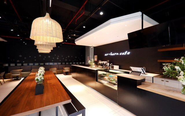 ibis Shanghai Yu Garden