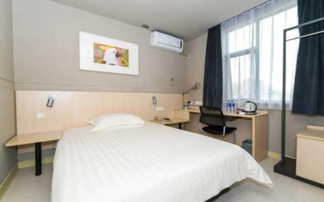 Jinjiang Inn Nanchang Bayi Square Yongshu Road