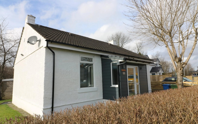 Railway Cottage - Maryhill