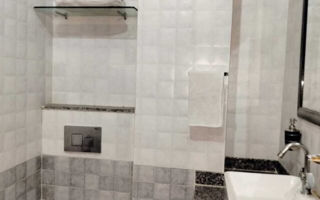 Hotel White House Residency By GRB
