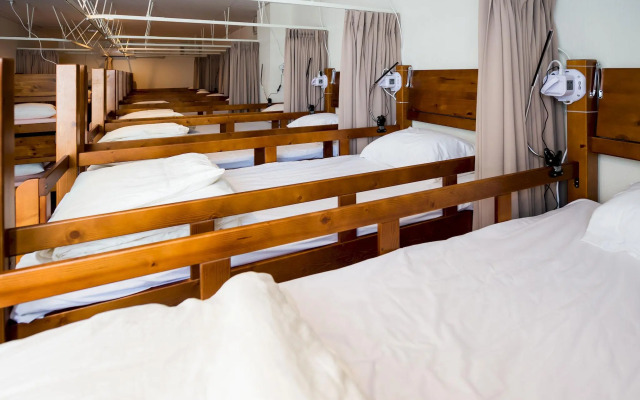 GUEST HOUSE YUTAKA - Hostel