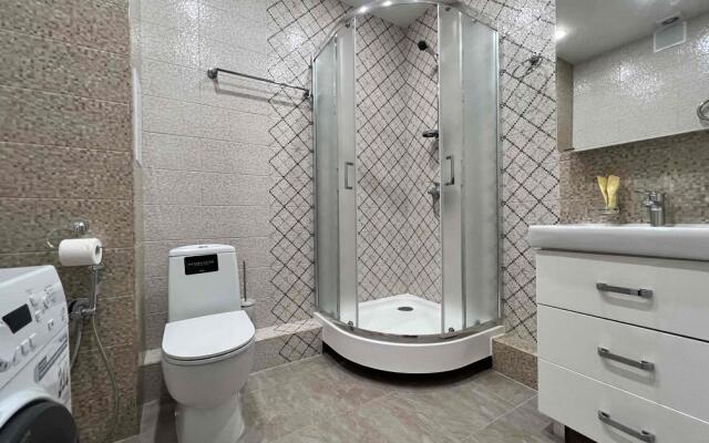 КвартАл на проспекте Маркса 93