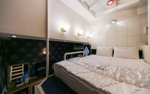 Gumi Wonpyeong Freesia