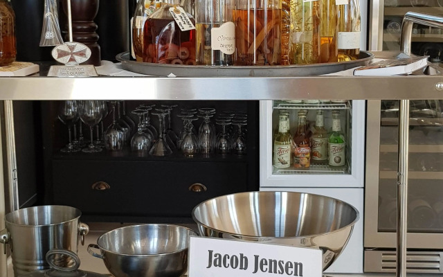 Tante Tut & Onkel E Hotel