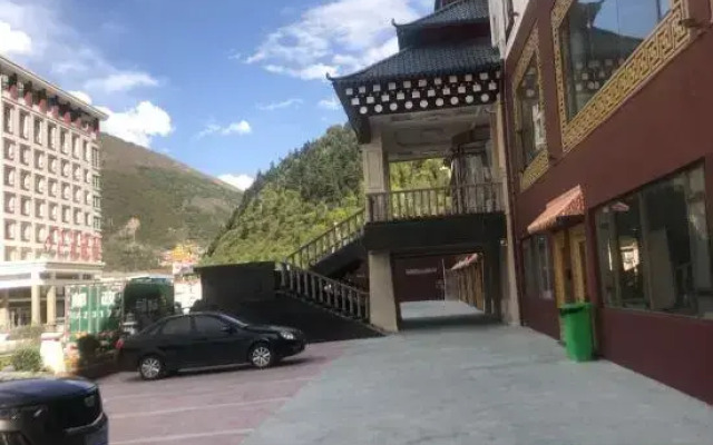 Vienna Hotel (Malkang Branch)
