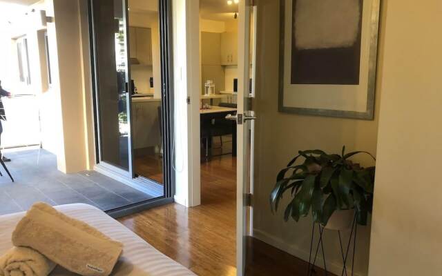 Spacious One Bedder in Sydney’s Hotspot Location