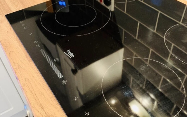 SA Today St Margarets Court Taunton with Fibre Wi-Fi & Netflix
