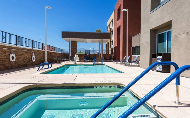 Fairfield Inn & Suites by Marriott Palm Desert