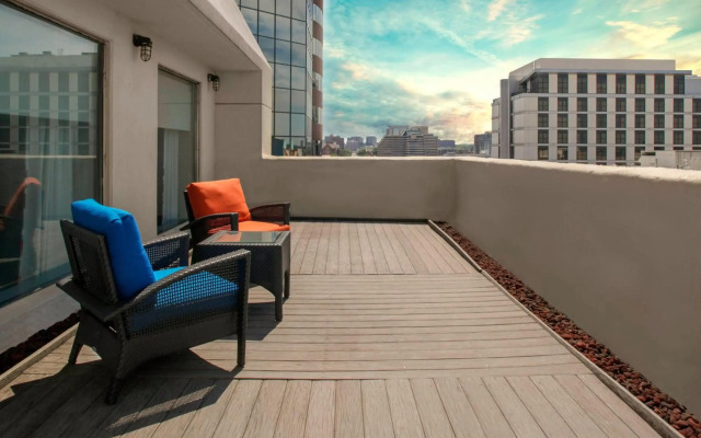 Aloft Nashville West End