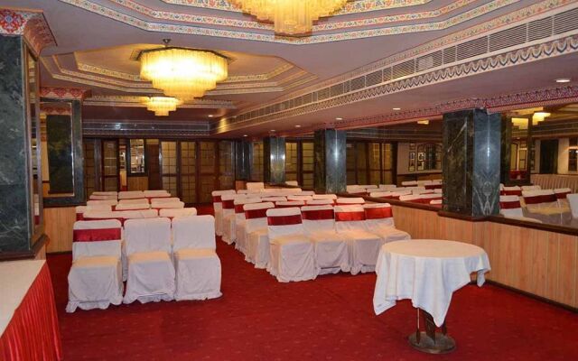 Grand Sartaj