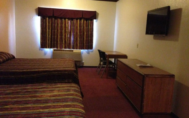 Crescent Inn