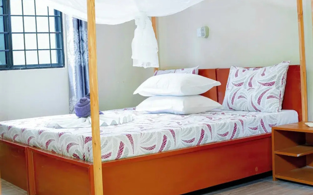 L &j modern backpackers BnB
