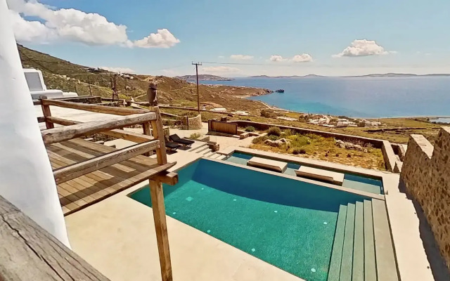 Ria Mar Villas & Suites by Live&Travel