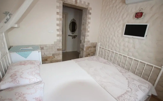 Cagla Hotel