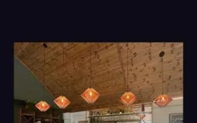 Redwood Lodge