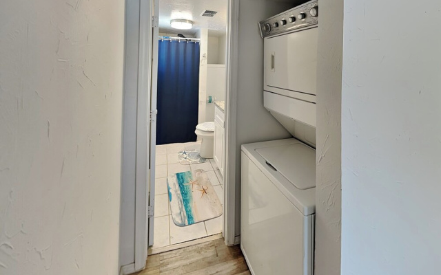 Surfside Beach Bungalow by Ryson Vacation Rentals