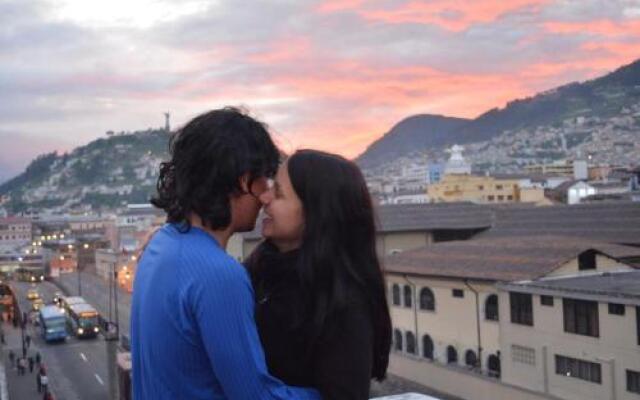 Quito Family And Youth Hostel