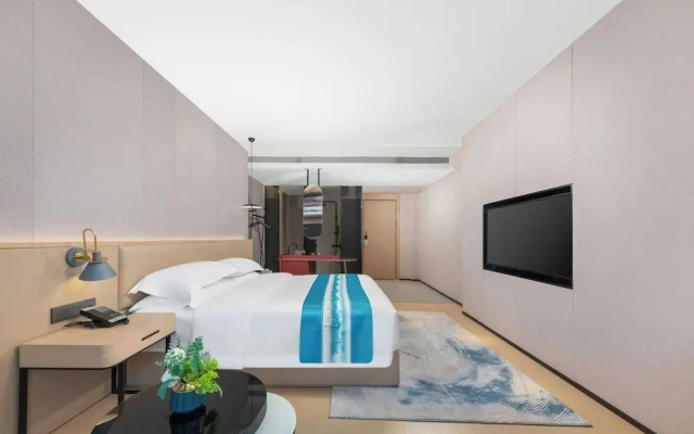 Lw International Hotel