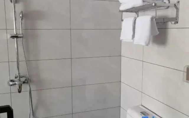 Jinshan Courtyard Hotel (Huairou Wanda Plaza)