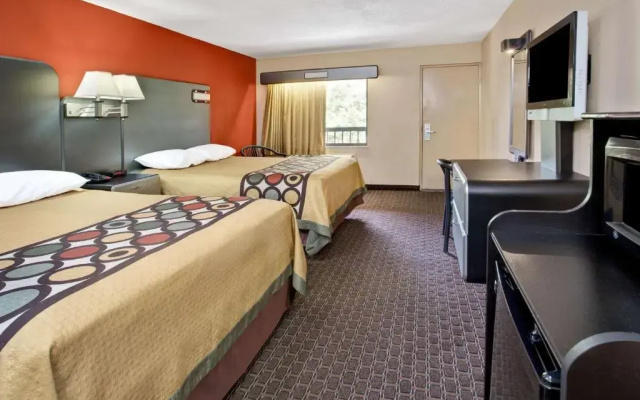 Super 8 by Wyndham Livermore