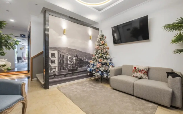 King David Suites 302 by Homie