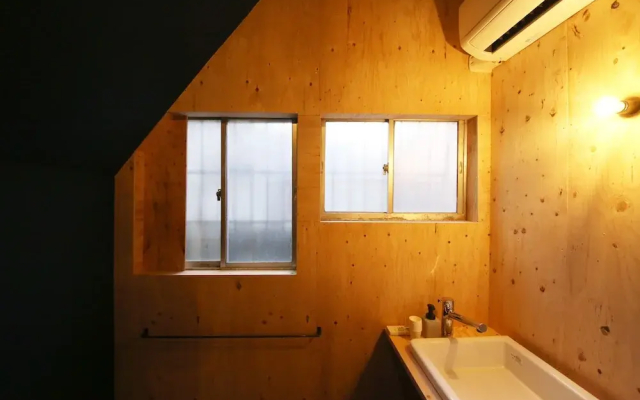 Tomarigi Hostel Shu