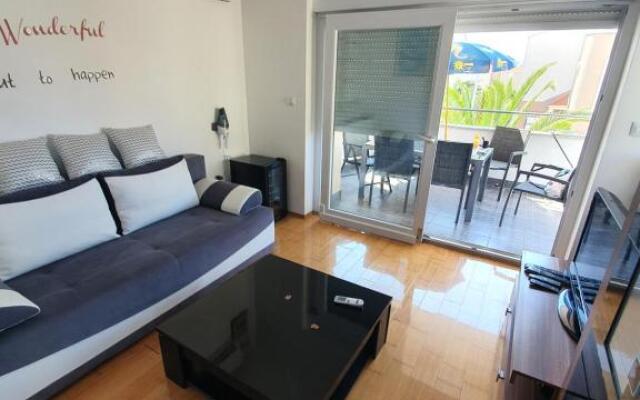 Apartment Novalja 4+2