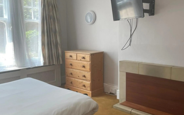 Redwings Lodge Baldock