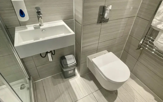 The Chapter - Leisure Inn Hotel