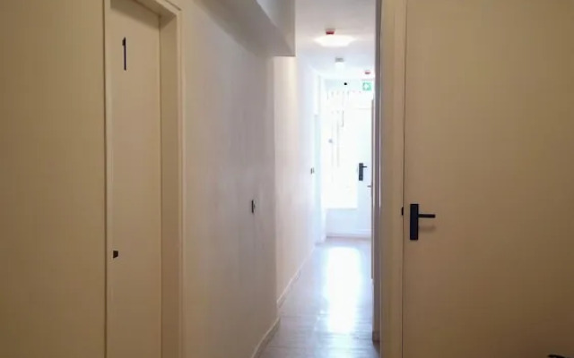 Y Hostel