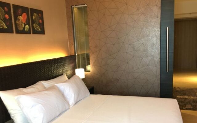 Shang Luxury Suites