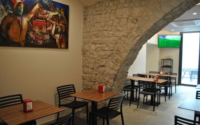 Hostal Universitat Cervera