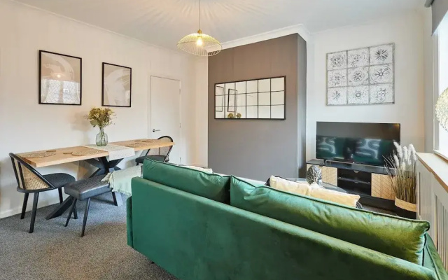 Host Stay Joffre Avenue