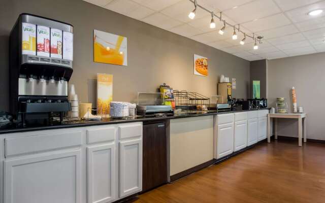 Quality Inn & Suites Millville