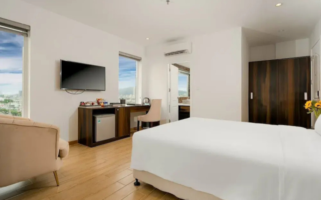 RHM Luxury Hotel and Suite