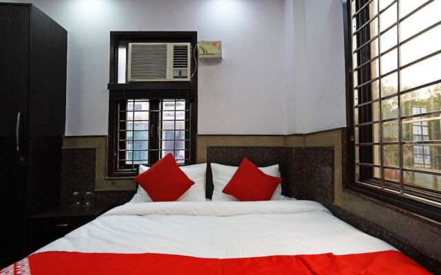 OYO 49019 Aasha Residency