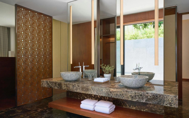 JW Marriott Cam Ranh Bay Resort & Spa – Guest Rooms – Cam Lam
