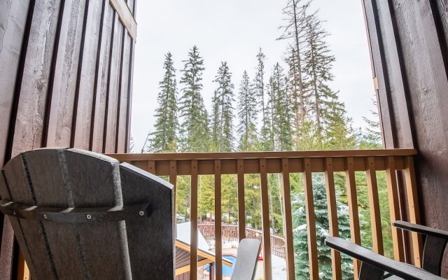 Timberline Lodges by Fernie Lodging Co