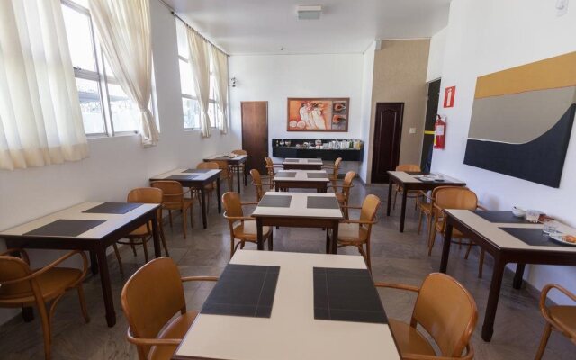 Lessa Hotel