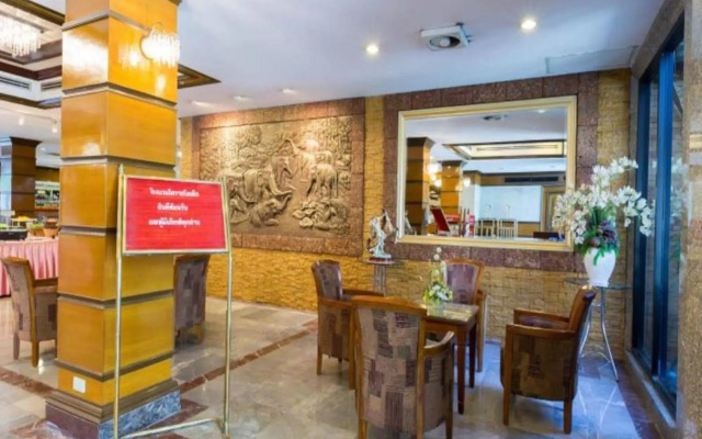 Korat Hotel (SHA Plus+)