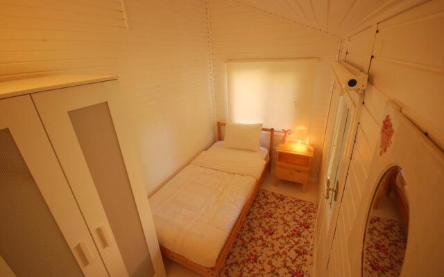 Lukkies Lodge