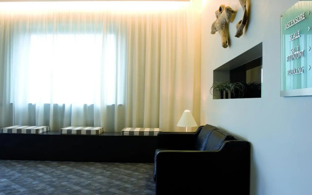Hotel Ovest