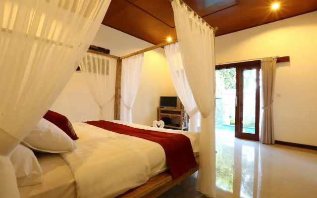 Pratiwi Ubud Villa