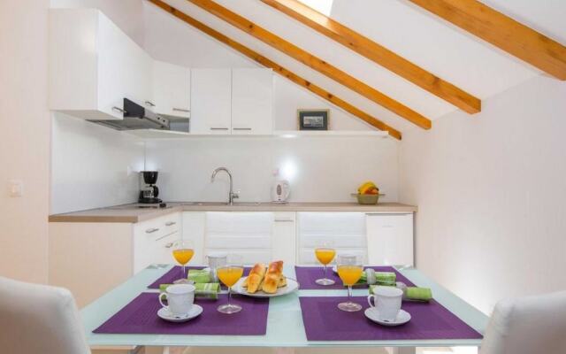 City Apartments Lani