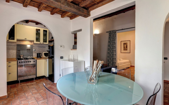 Stufa Apartment by Mamo Florence